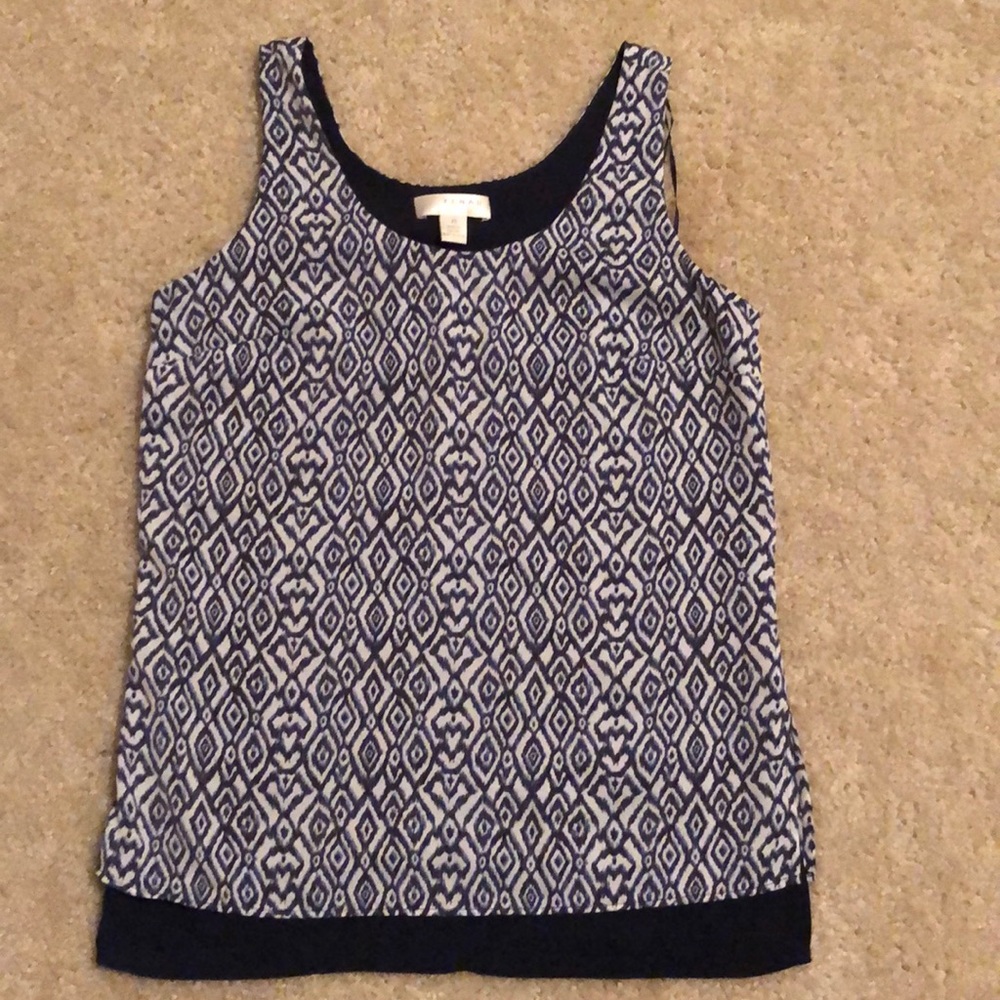 Patterned dress top
